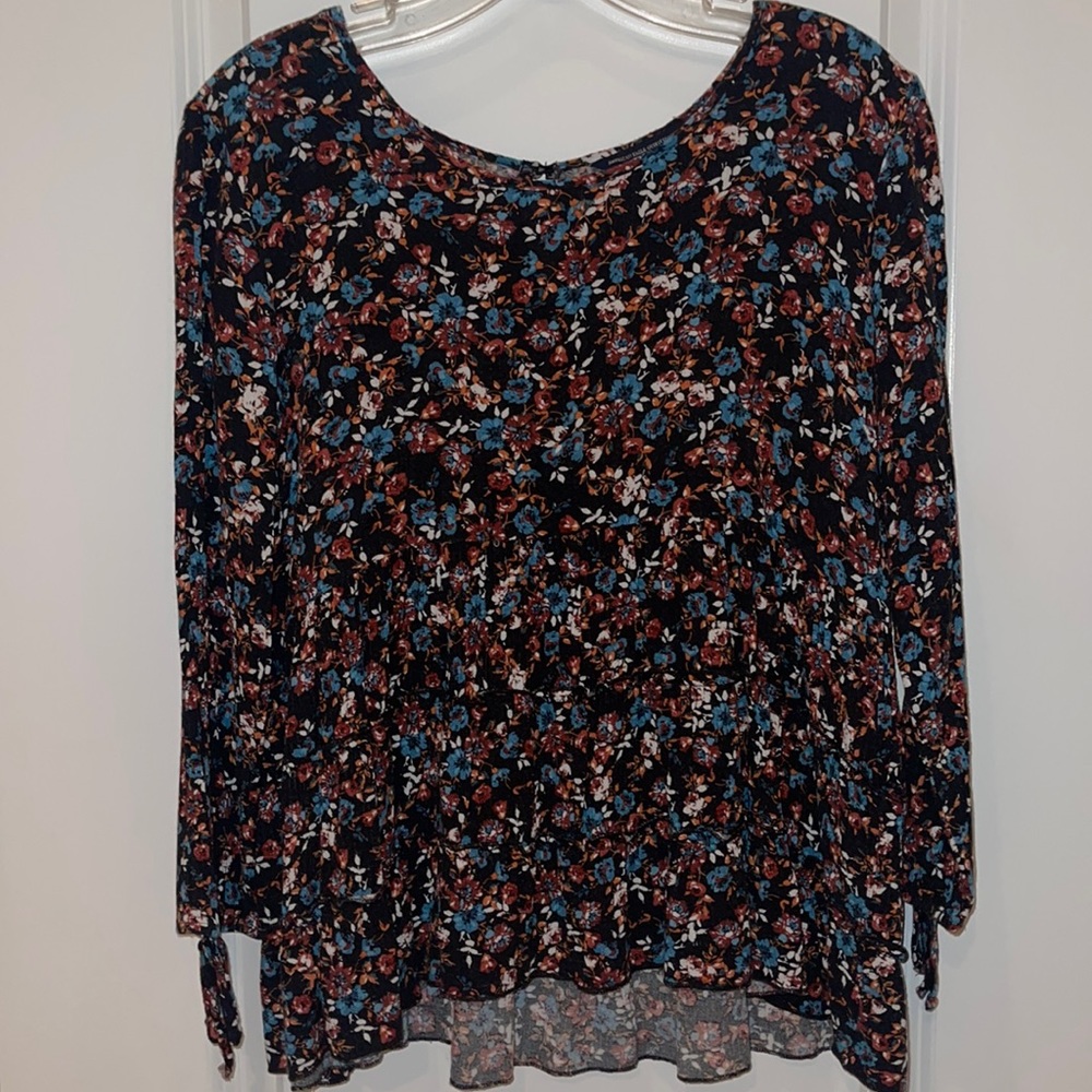 American Eagle Flower Blouse